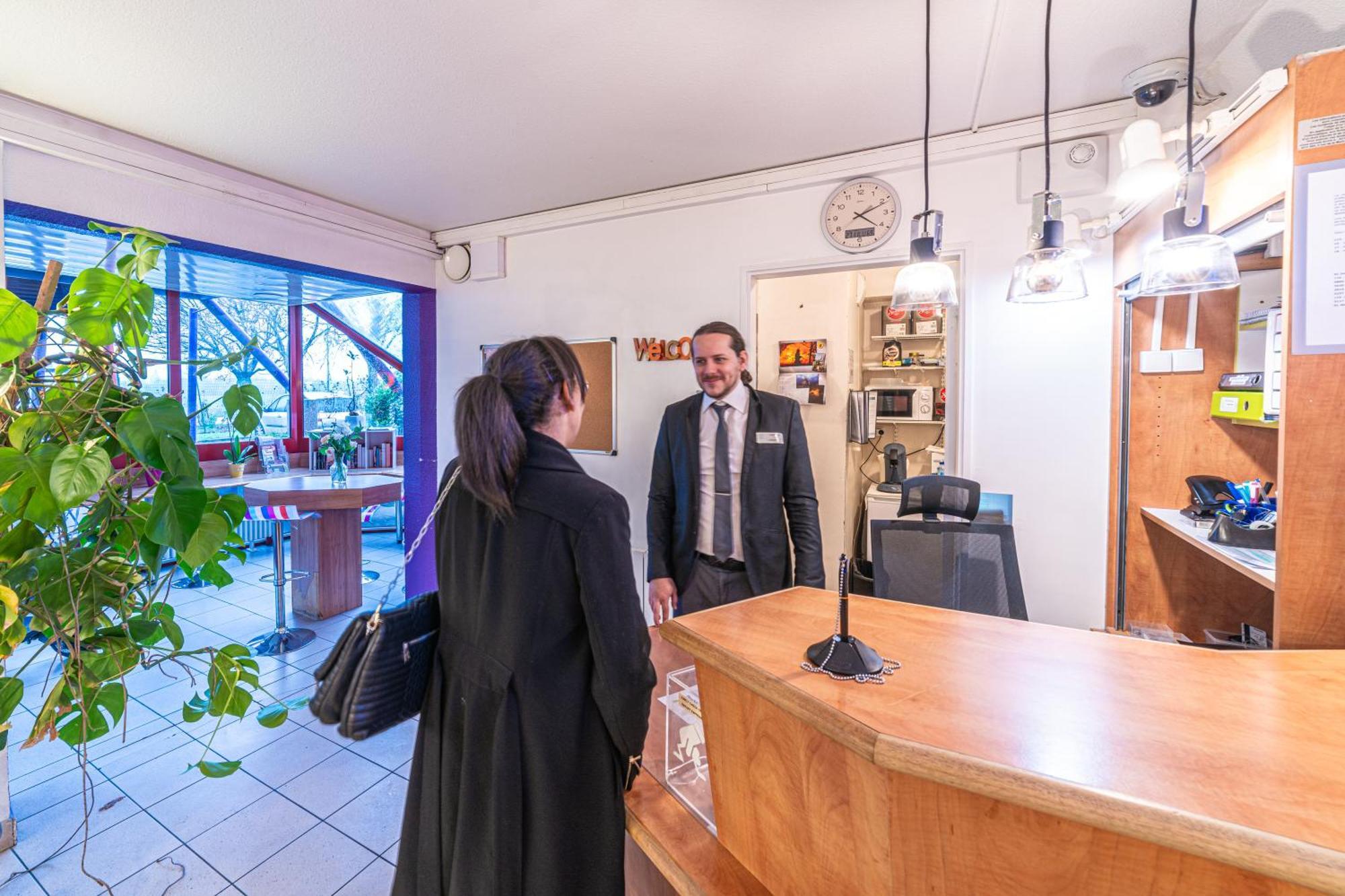 Montempo Apparthotel Cdg Goussainville กูสซานวิลล์ ภายนอก รูปภาพ