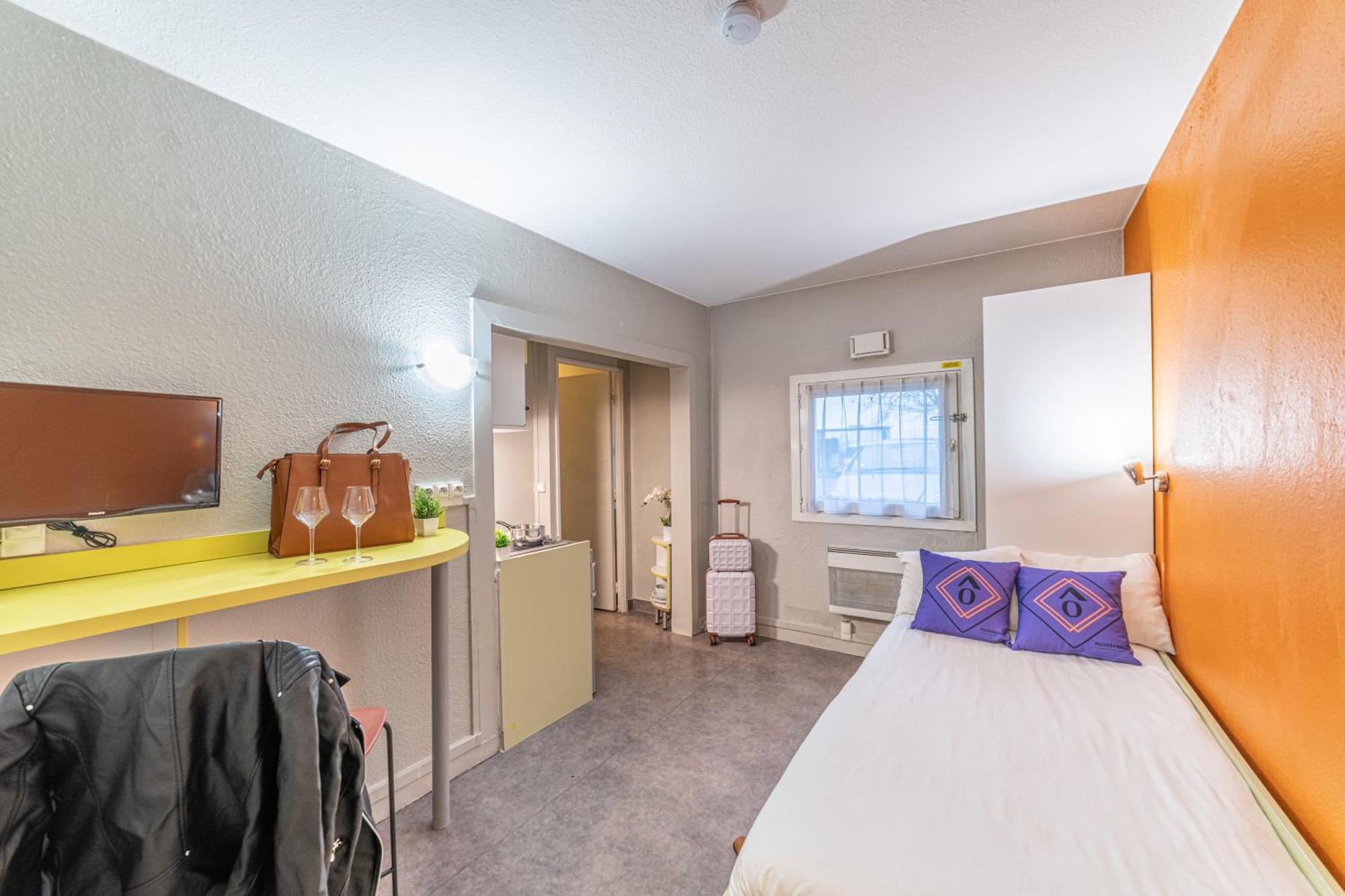 Montempo Apparthotel Cdg Goussainville กูสซานวิลล์ ภายนอก รูปภาพ