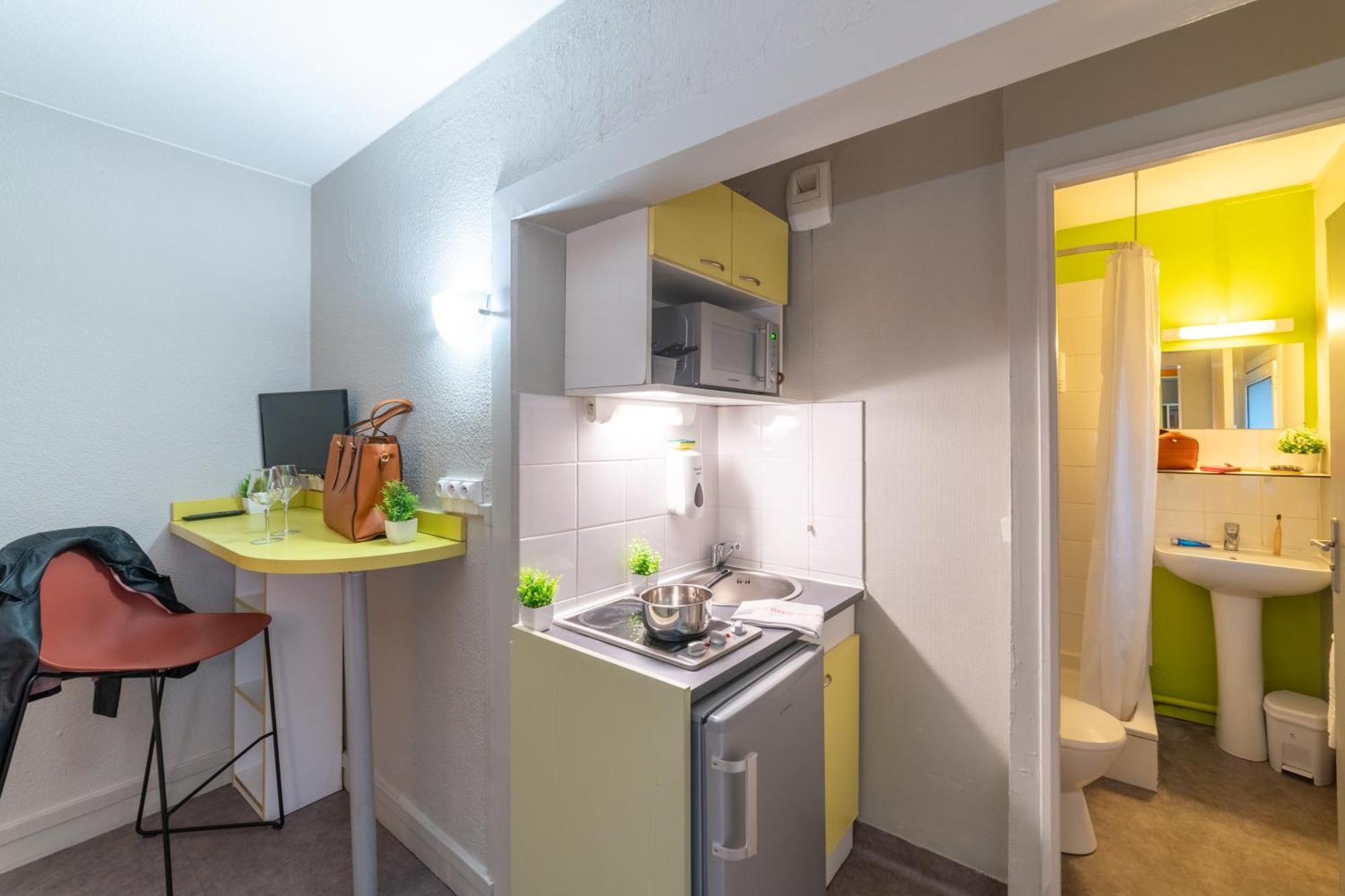 Montempo Apparthotel Cdg Goussainville กูสซานวิลล์ ภายนอก รูปภาพ